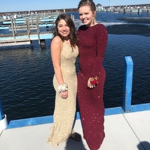 Sparkly maroon prom dress